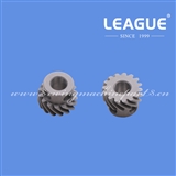 40042611 Hook Driving Shaft Gear Small use for JUKI LU-1560N, LU-1508N, LU-1508NH, LU-1509N, LU-1509NH, LU-1511N-7, LU-1510N-7, LU-1510NA-7, LU-1565N, LU-1520NCS-7